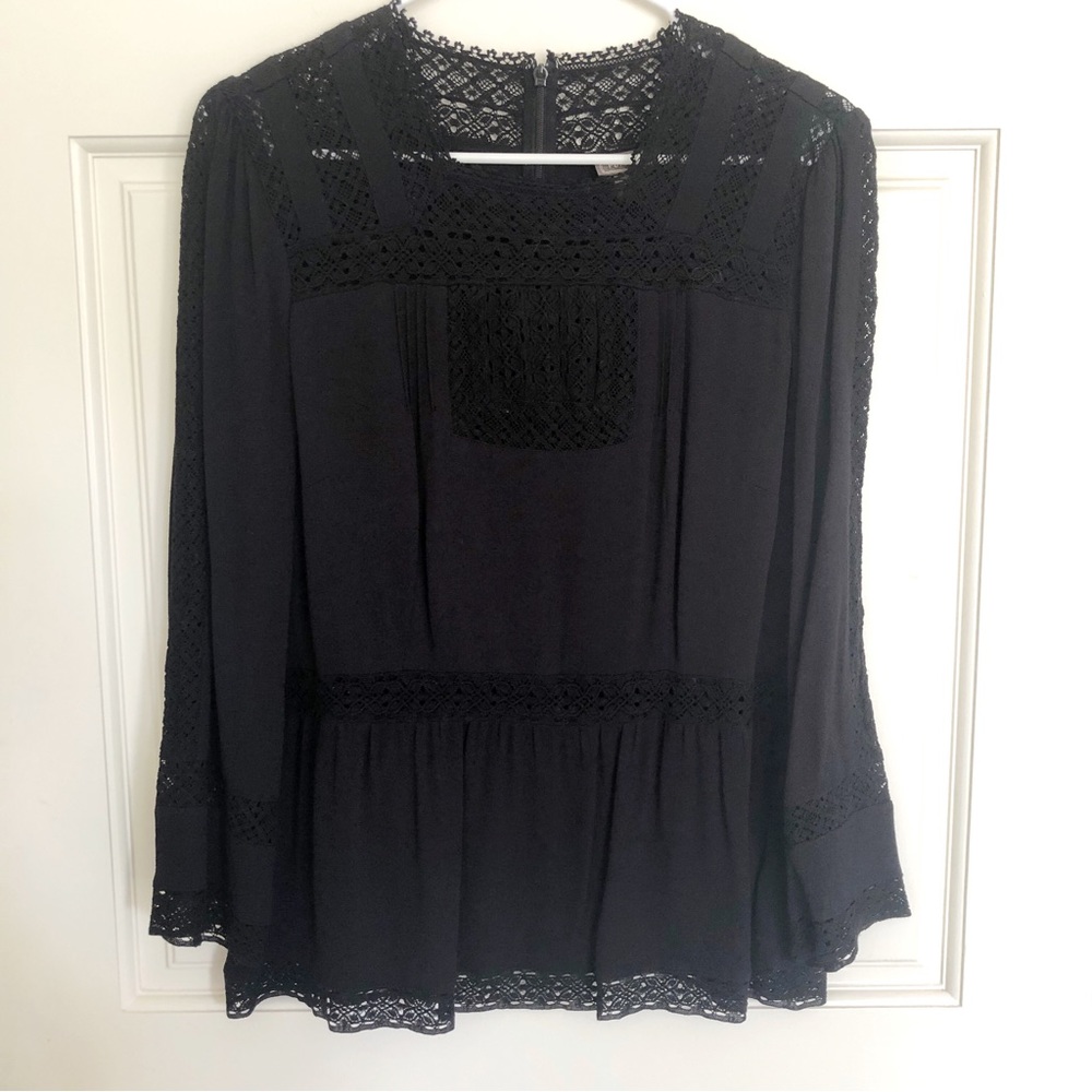 Point Sur size 12 black long sleeve top. Square neckline